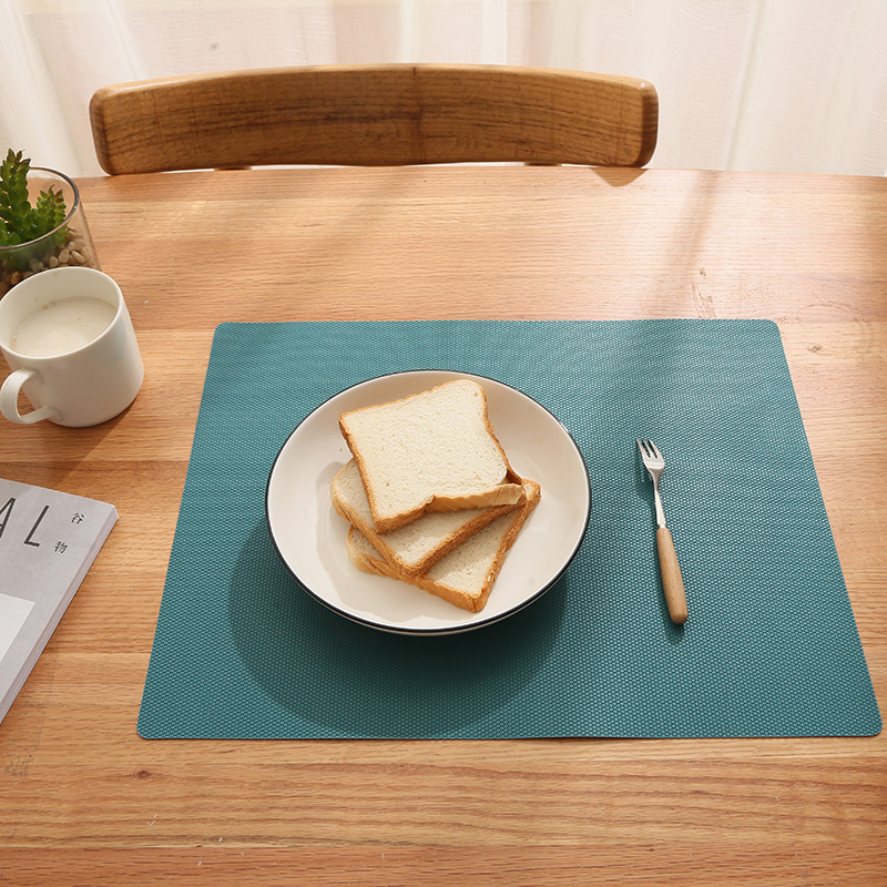 Eco-friendly Plastic Colorful Placemats for Dining Table